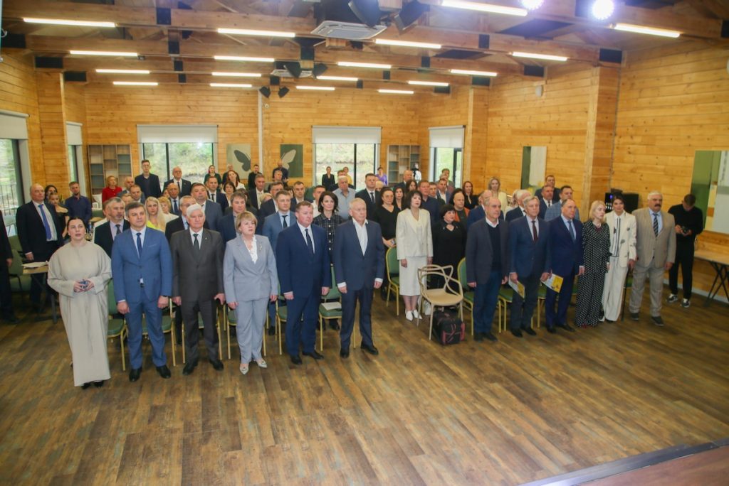 Время признать лучших! Стартует приём заявок на конкурс «Директор года – 2026. Алтайский край»